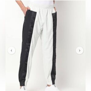 Adidas Originals
D Brand Print Joggers